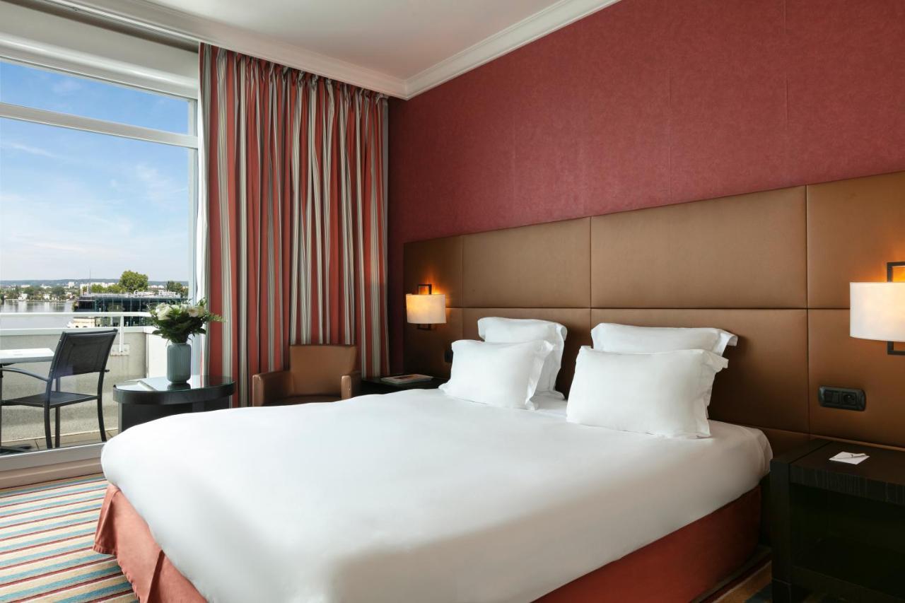 Hotel Barriere Le Grand Hotel Enghien-Les-Bains Exteriér fotografie